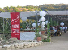 Mozart_dinner_exterior Mozart_dinner_exterior