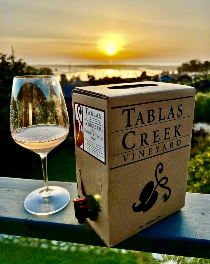 Patelin rose box at sunset Patelin rose box at sunset