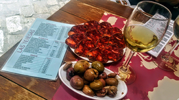 Tapas and wine Tapas and wine