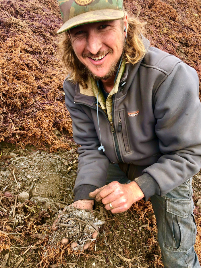 Jordy with compost Jordy with compost